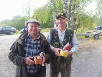 Onnellisia voittajia Jouni ja Eero